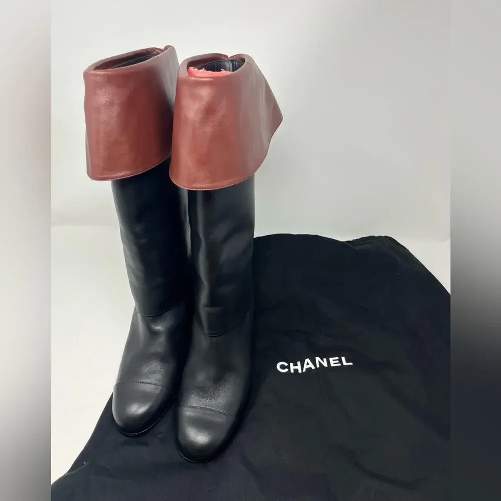 Chanel CC Cap Toe Fold Over Riding Boot Black Brown Leather Block Heel size 38.5
